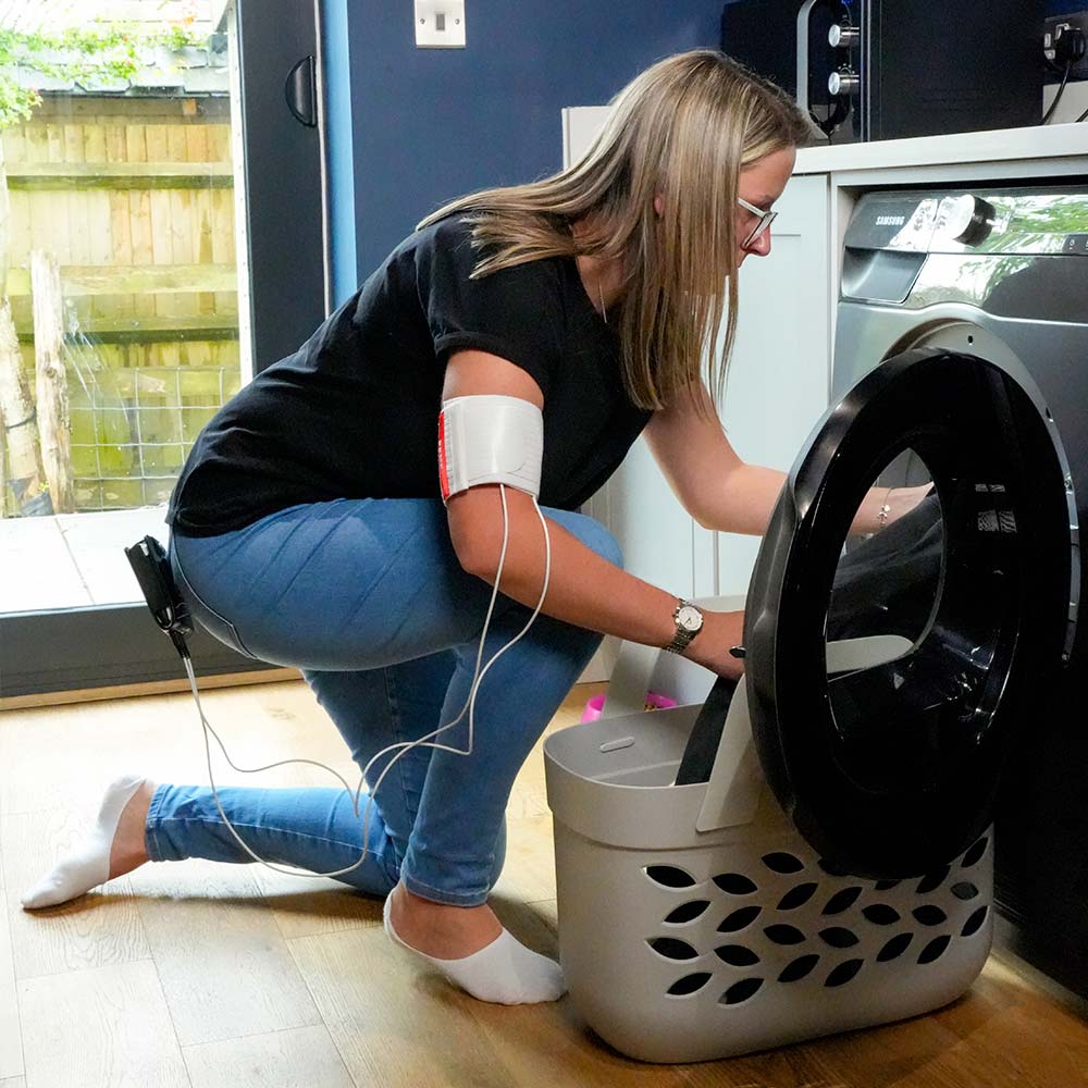 FlexPulse applied to arm while loading washing machine
