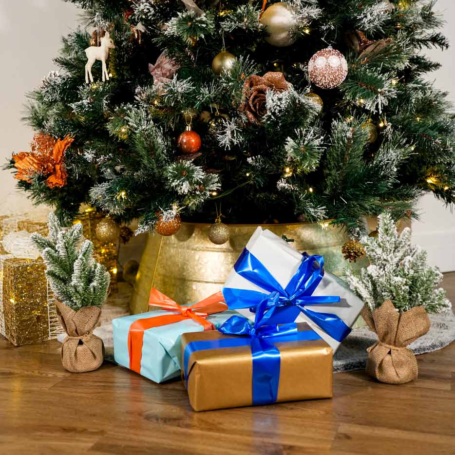 NewMed gift wrapping