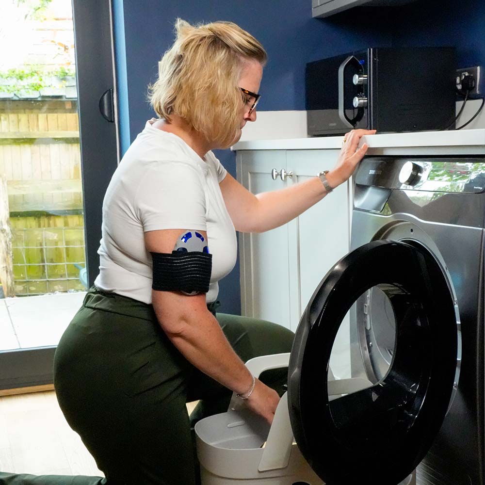 OSKA Pulse applied to arm while unloading washing machine